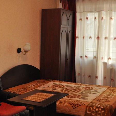קרמנצ'וג Apartment For Rent Reasonable Price מראה חיצוני תמונה