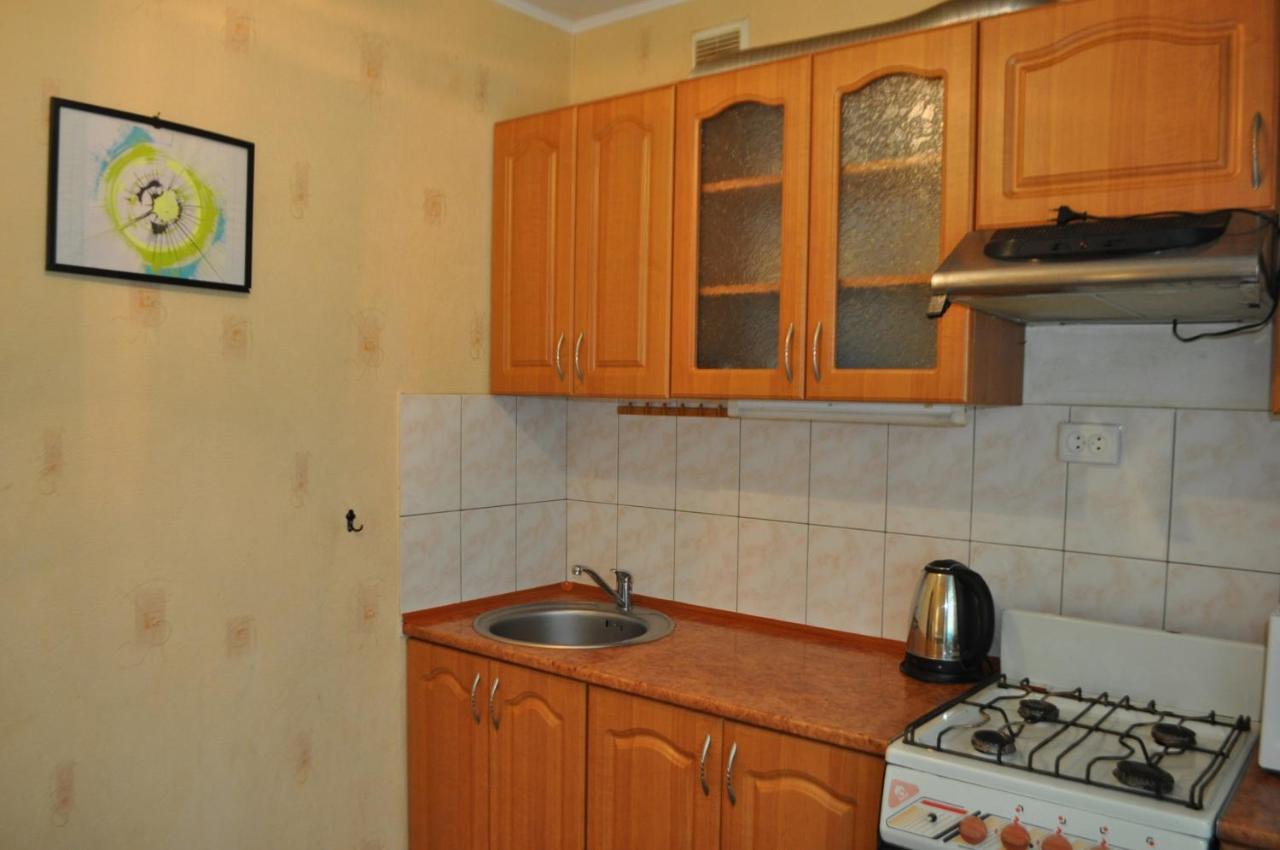 קרמנצ'וג Apartment For Rent Reasonable Price מראה חיצוני תמונה